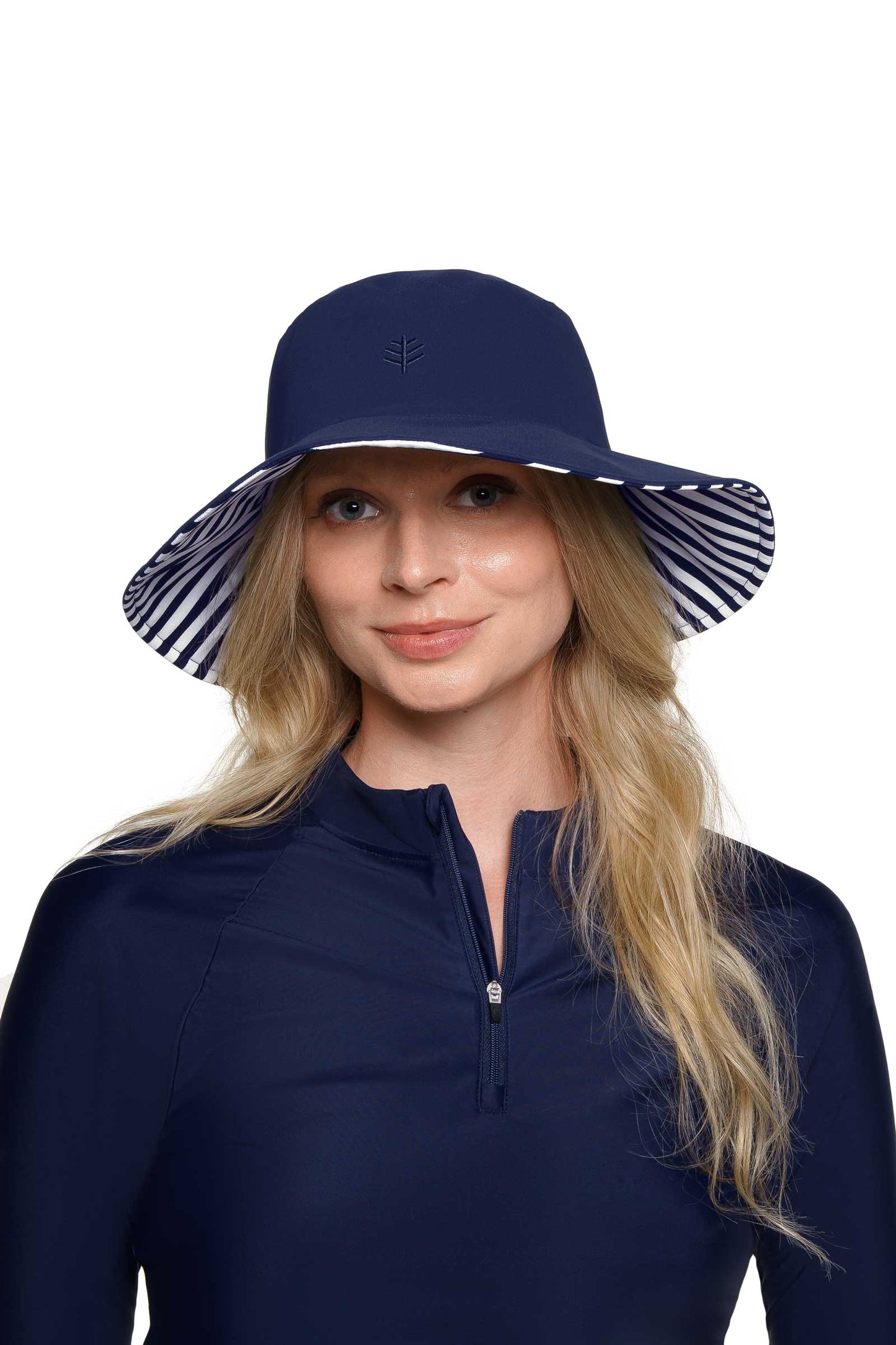 Women's Ariel Reversible Pool Hat | White/Navy Stripe