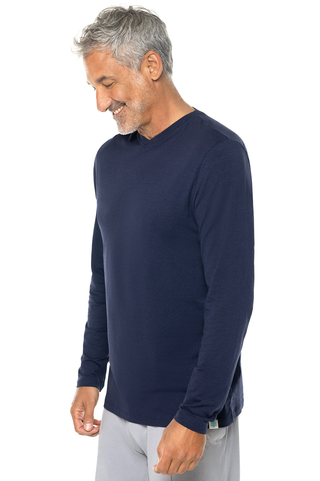 Men's Morada Everyday Long Sleeve V-Neck T-Shirt | Navy