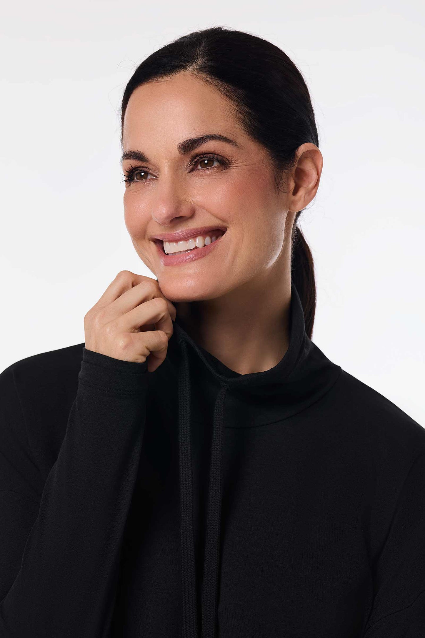 Women's Solana Mock Neck Pullover | Black