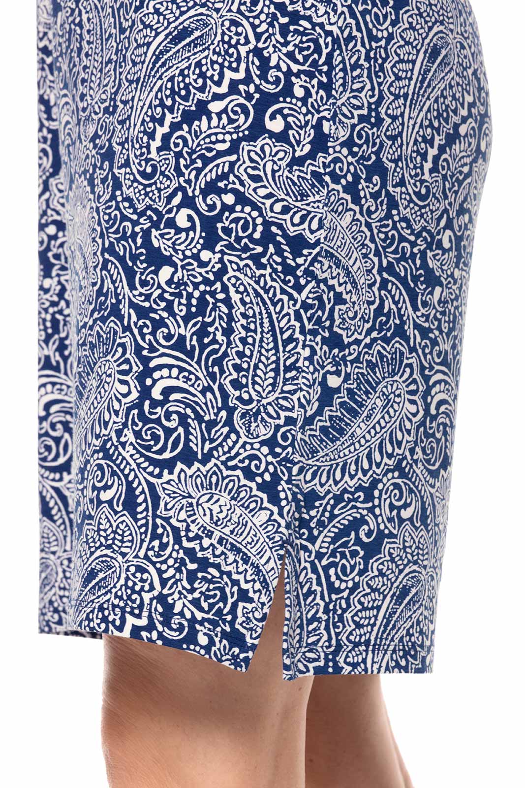 Color_Navy Artisan Paisley