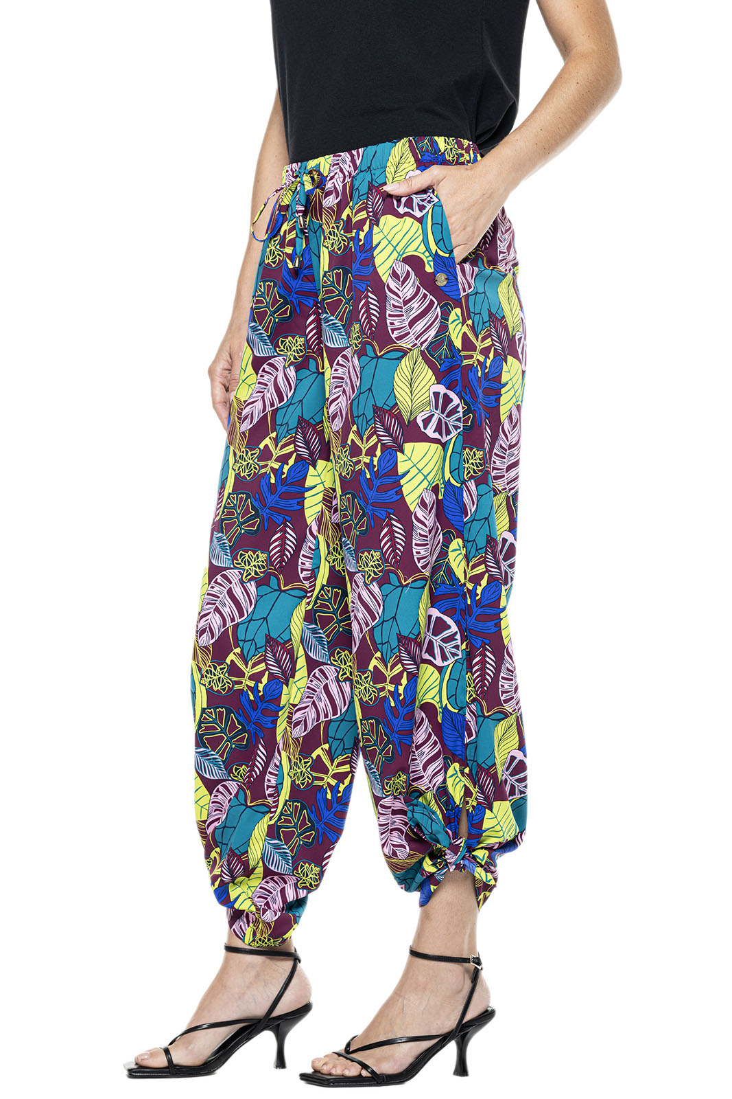 Color_Rich Plum Electric Jungle