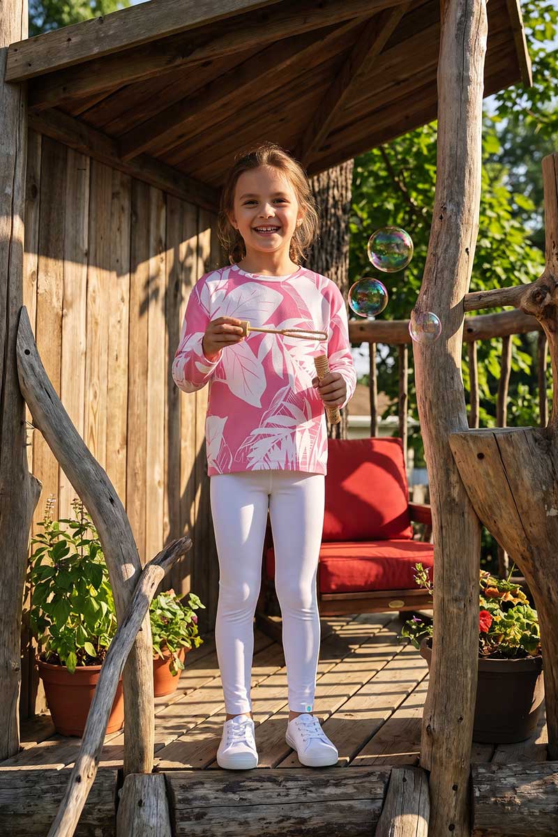 Color_Flamingo Pink Palm Paradise