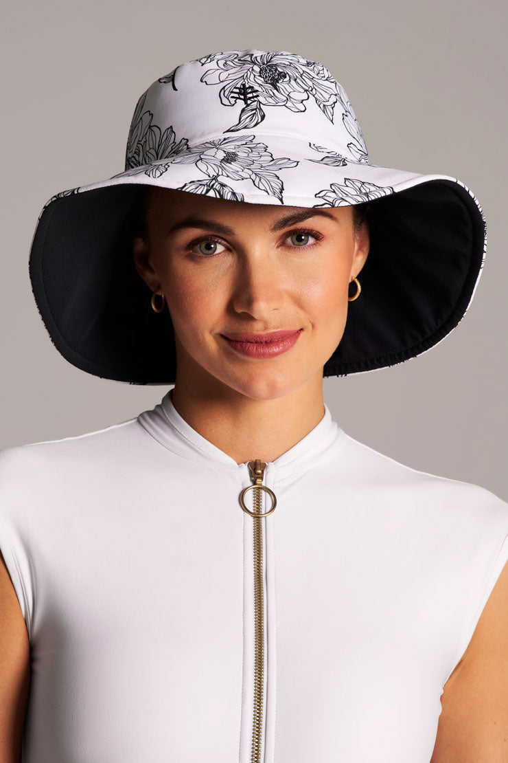 Women's Ariel Reversible Pool Hat | White/Black Perfect Peony