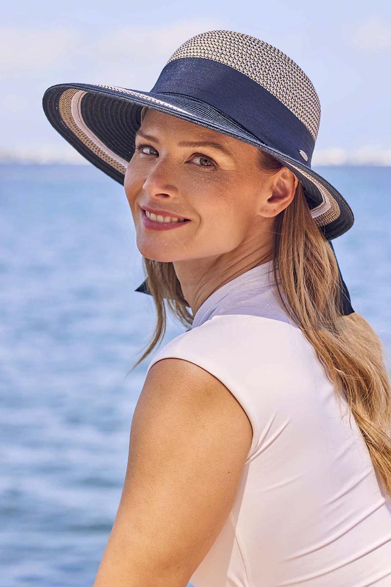 Color_Navy/White Colorblock