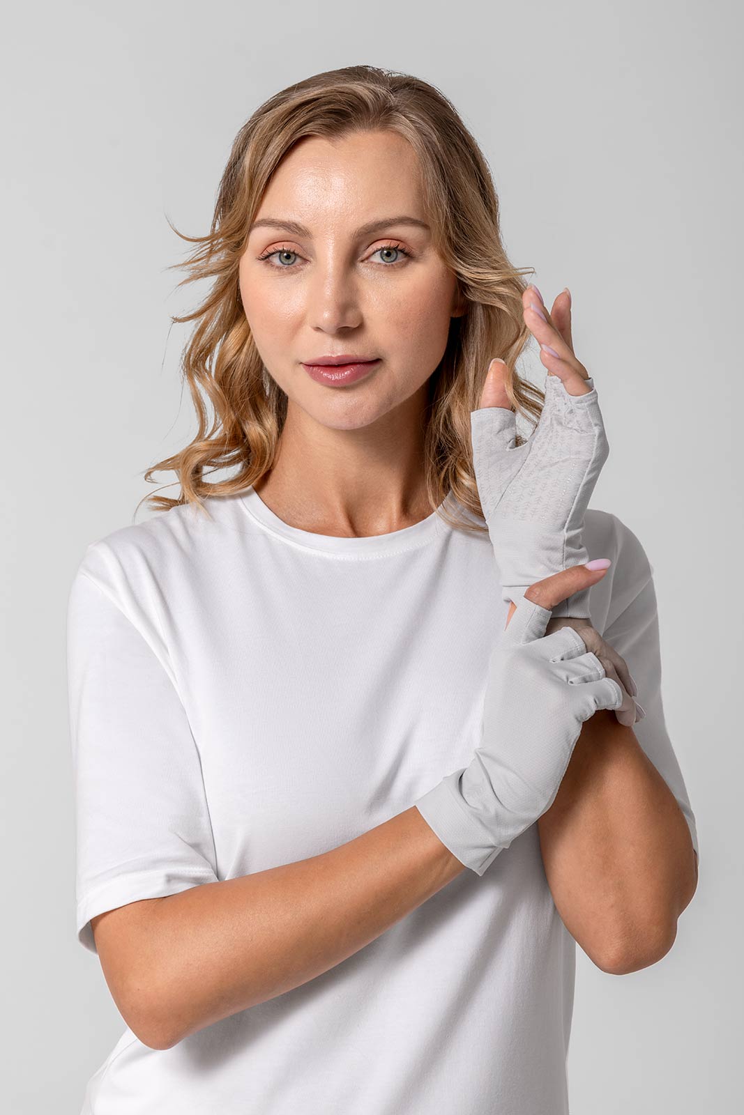 Unisex Ouray UV Fingerless Gloves | Sleek Grey