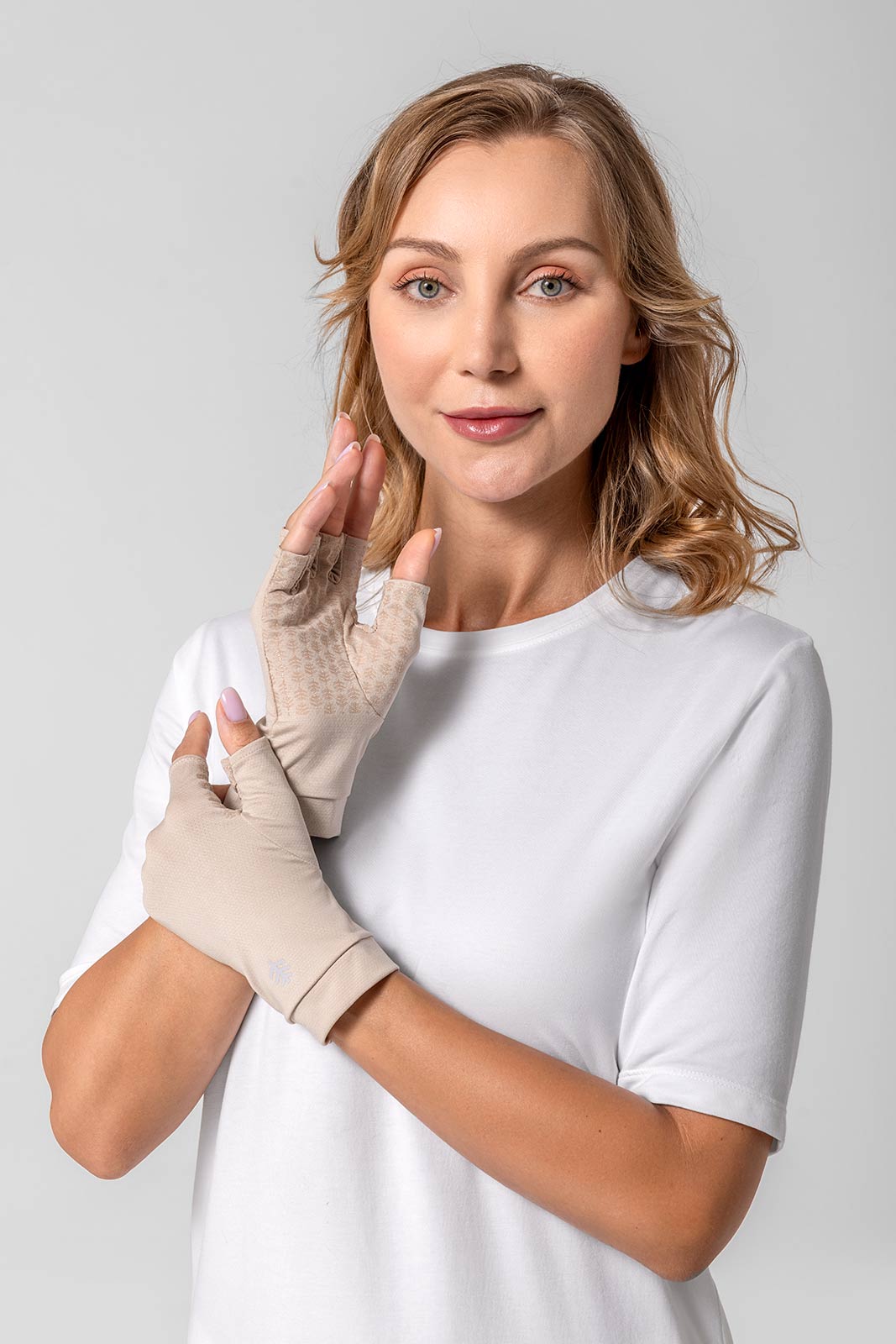 Unisex Ouray UV Fingerless Gloves | Pale Khaki