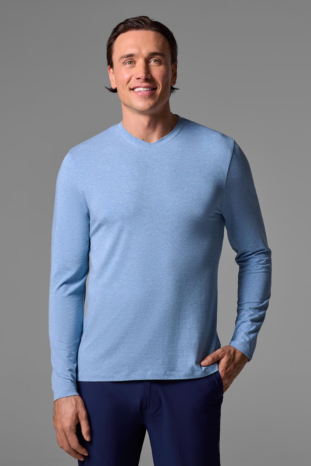 Men's Morada Everyday Long Sleeve V-Neck T-Shirt | Light Blue Heather