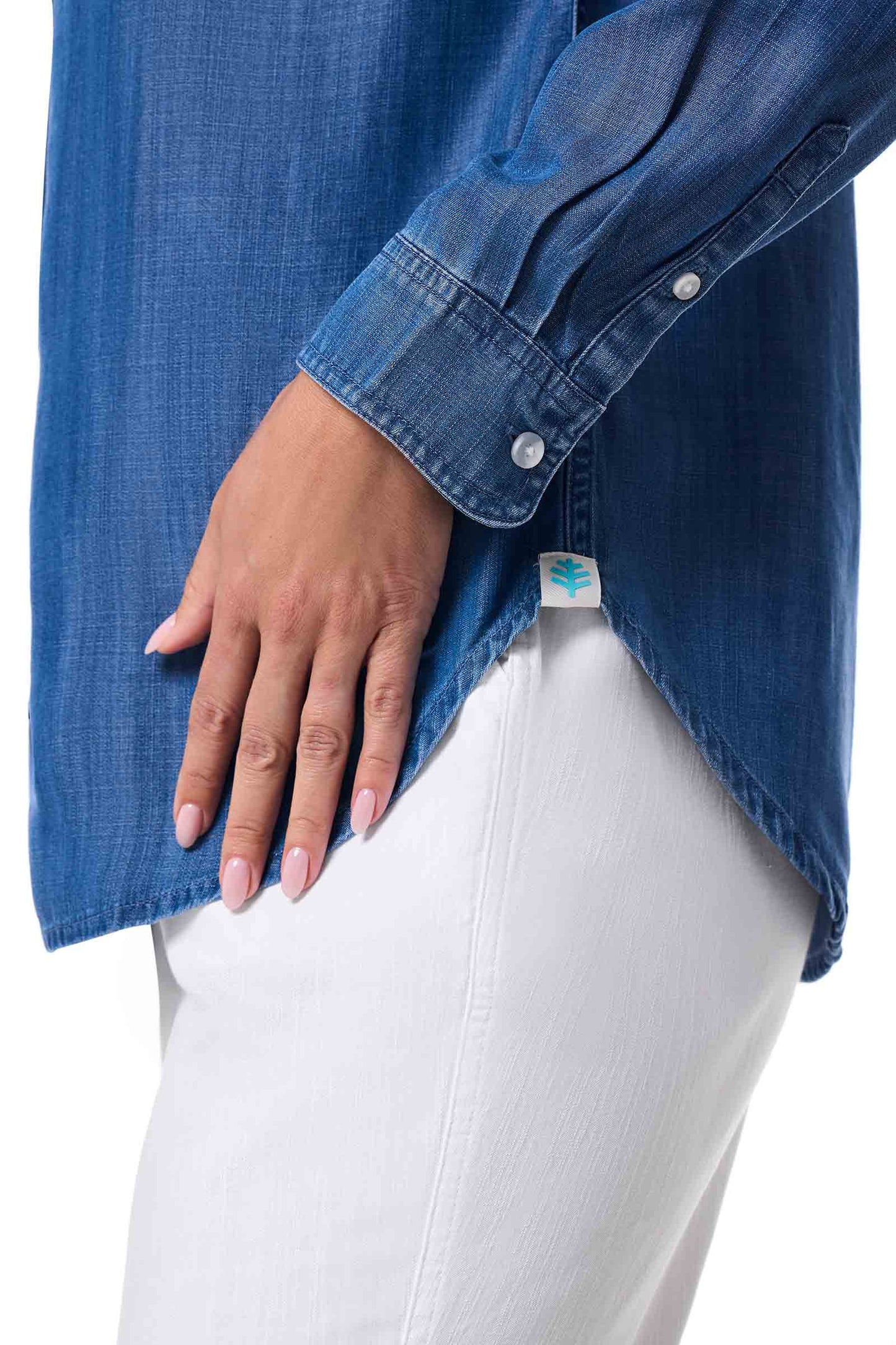 Women's Peninsula Chambray Shirt | Light Indigo Chambray