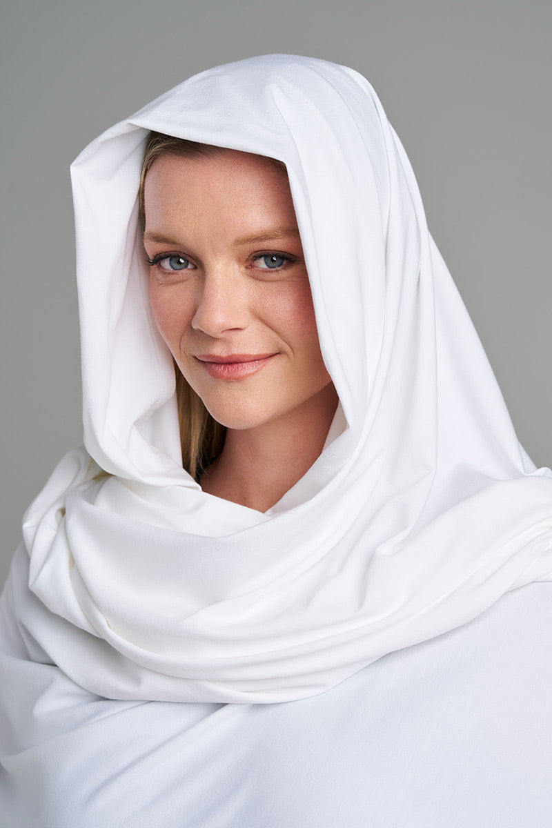 Color_ White