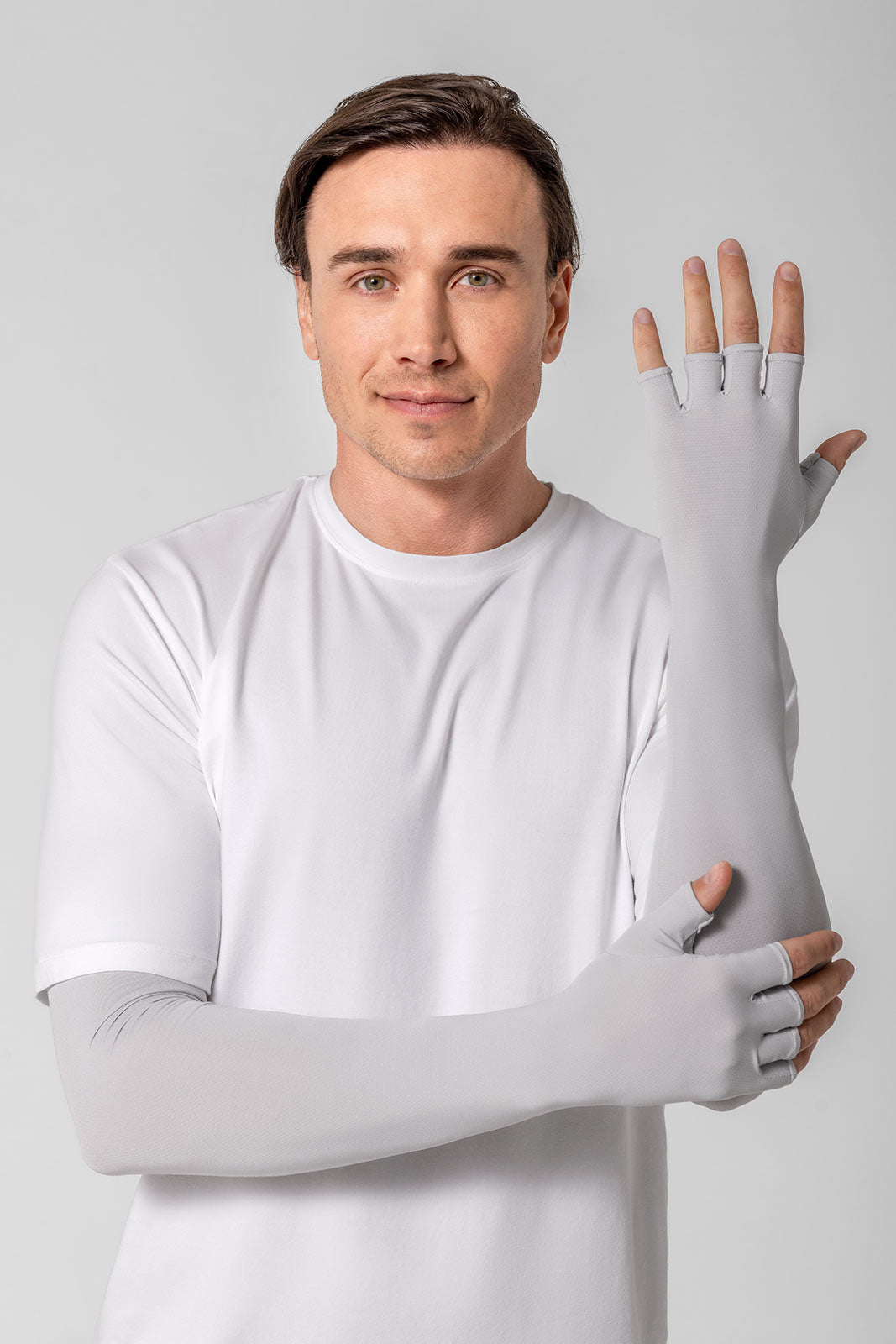 Unisex Perpetua UV Long Fingerless Gloves | Sleek Grey
