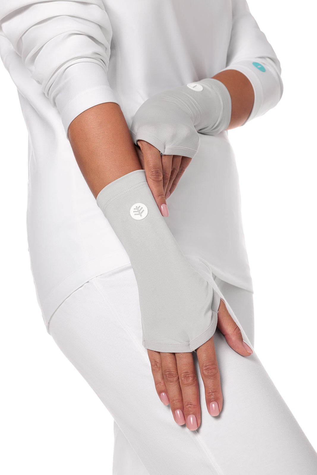 Unisex Tramo Performance Hand Cover | Sleek Grey