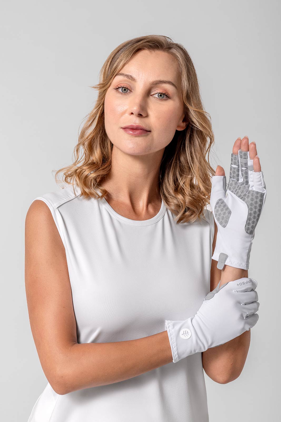 Unisex MaxShield Multi-Sport Fingerless Gloves | White