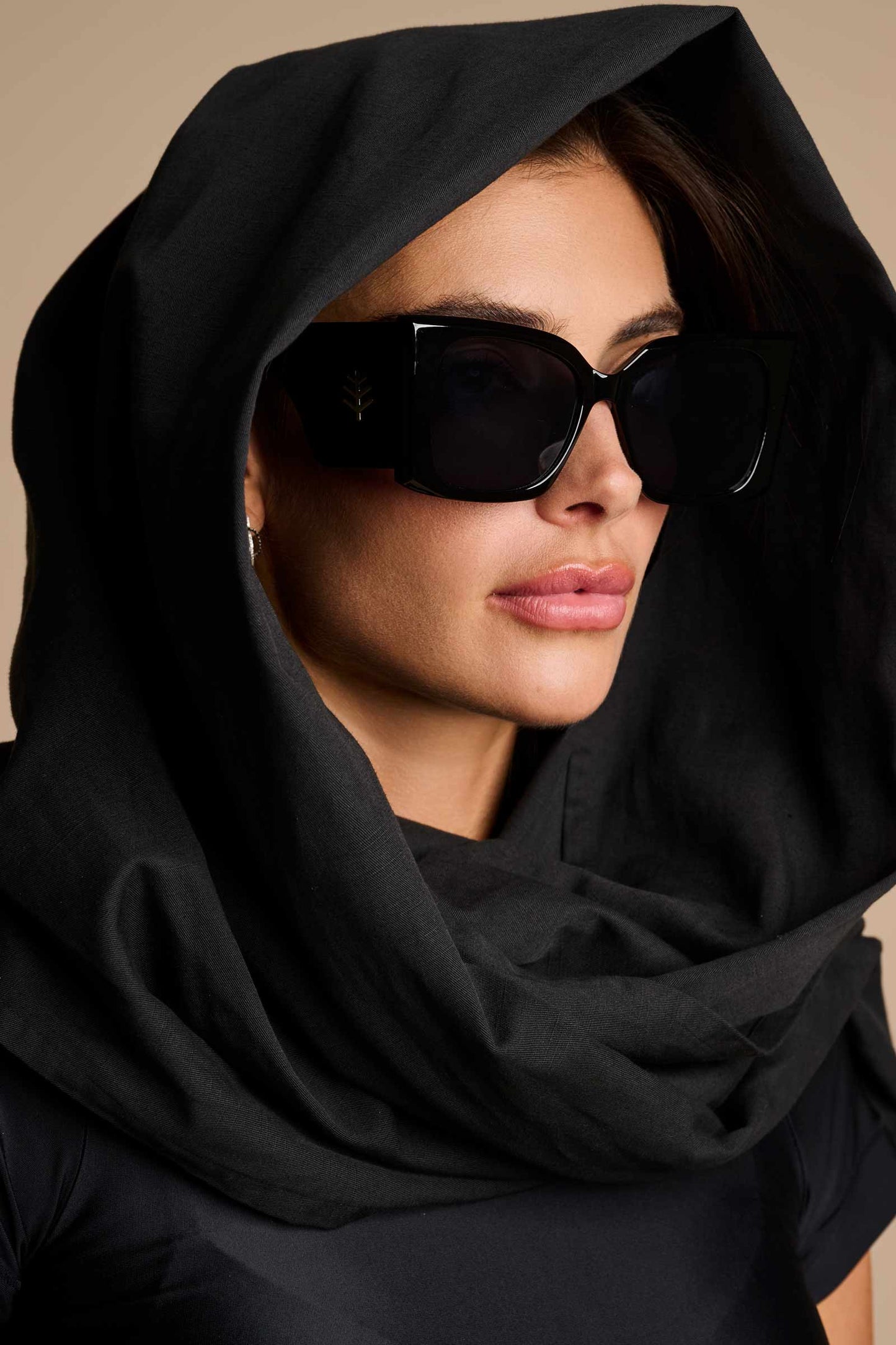 Women's Mott50 Melbourne Shawl | Black