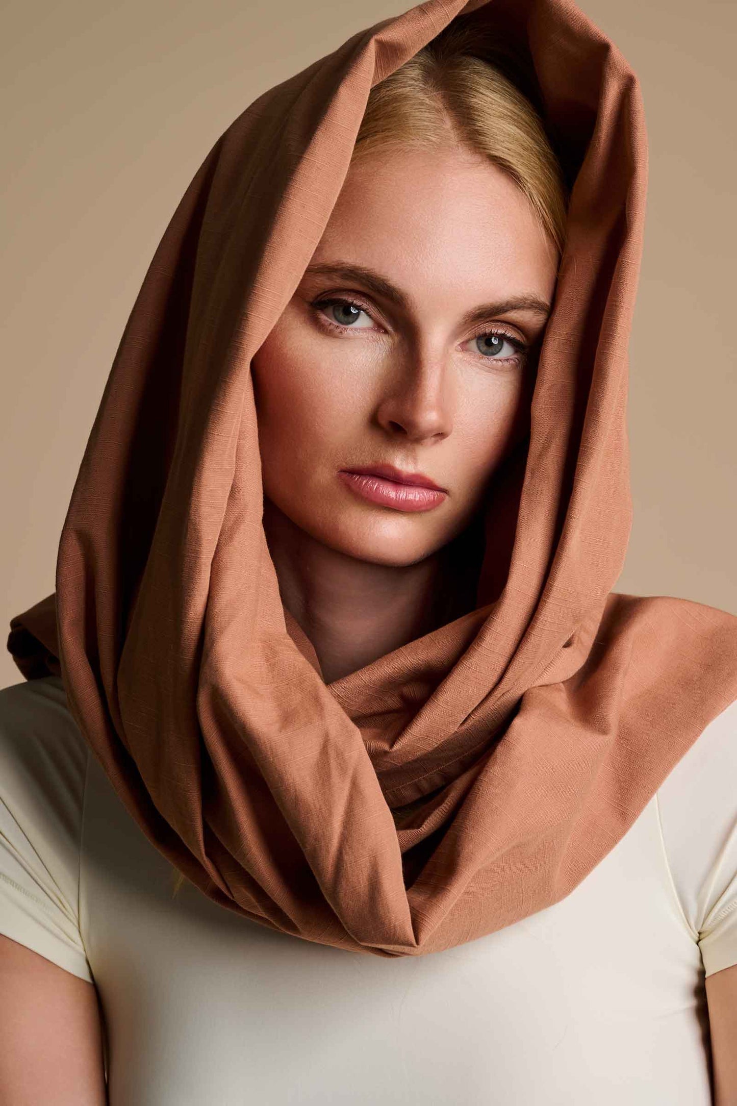 Women's Mott50 Melbourne Shawl | Mocha Mousse