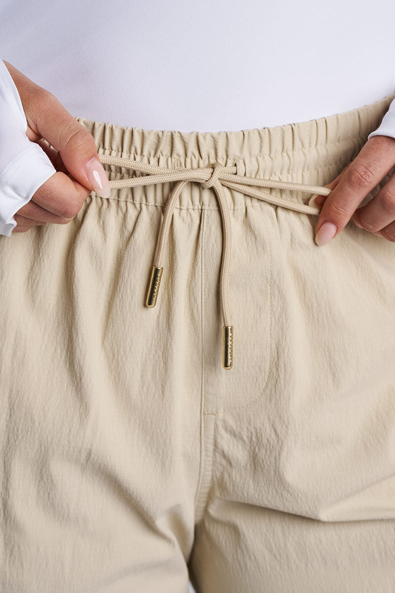 Color_Pale Khaki