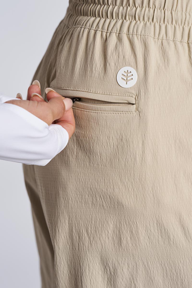 Color_Pale Khaki