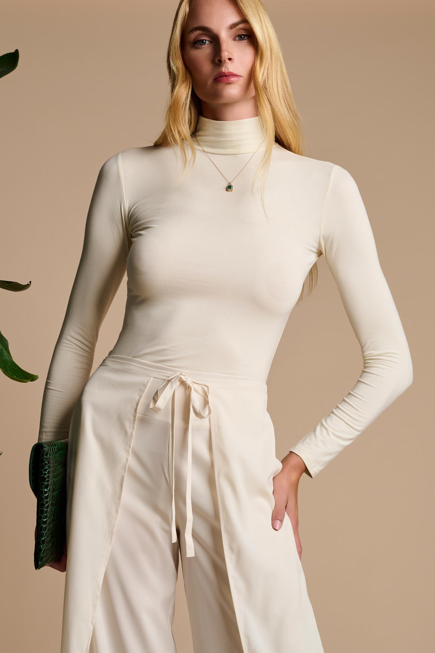 Women's Mott50 Roule Turtleneck Top | Vanilla