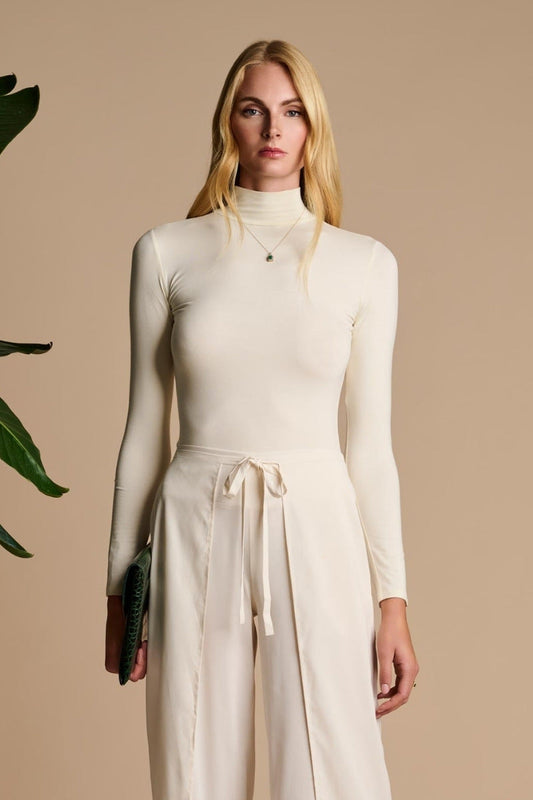 Women's Mott50 Roule Turtleneck Top | Vanilla